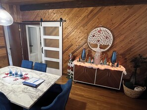 Dining - Welcome To Mountain Side Views
House nestled in the Smoky Mountains with views (Whittier)