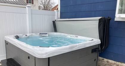 Wonderful 4-bedroom house with hot tub in Bellville