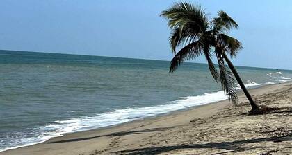 Casa Greemat 3Habs conA/Cpiscina y a pasos del mar