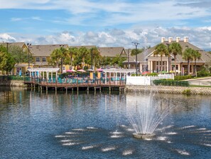 Exterior - 4BR/3BA Near Disney | 2 Suites, Pool & Parking (Kissimmee)