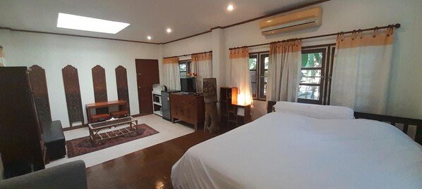 Room, 1 Bedroom, Accessible, Smoking | 1 bilik tidur 