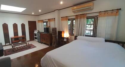 Room-pasak River House Home Stay