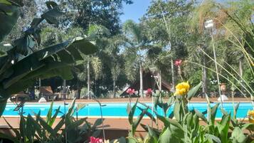 Chambre, 1 chambre, accessible aux personnes à mobilité réduite, fumeur | Piscine