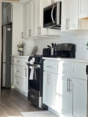 Microwave, dishwasher, paper towels