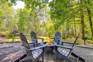 Terrace/patio - Divine Retreat, private, great location (Sevierville)