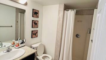 風筒、提供毛巾、番梘、廁紙