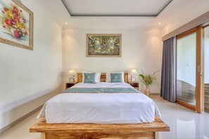 Økonomi-dobbeltrom, bassengutsikt | Wi-fi (inkludert)