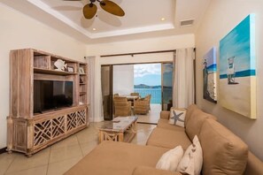 ห้องดับเบิล | บริเวณนั่งเล่น