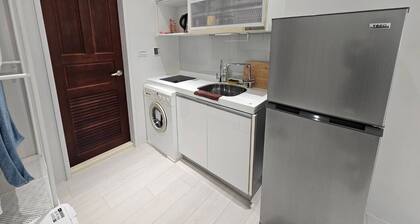Xinyi 53 - Stylish Modern Suite in the Heart of the City
