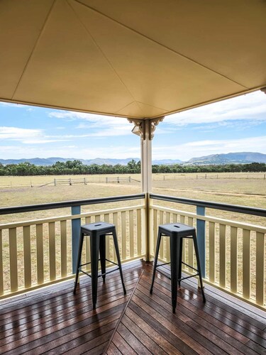 Willow Lodge at Willow Farm, experience the country life