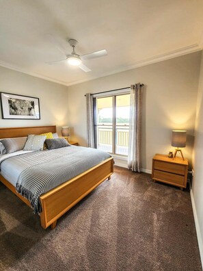 3 bedrooms, iron/ironing board, bed sheets