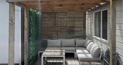 Glamping at Pauanui Beach - private and close to shops!