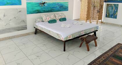 Museum Suite B&B - Bali Jungle Retreat with Fine Dining & Eco Pool