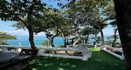 Shari-La Island Deluxe Room Bluestar