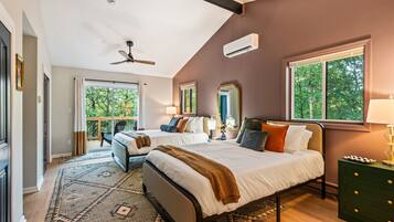 5 soverom, strykejern/-brett, wi-fi og sengetøy