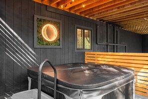 Baignoire à remous extérieure