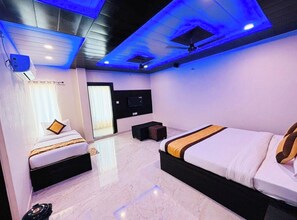 Phòng đôi Deluxe, máy điều hòa | Bộ đồ giường kháng dị ứng, phòng cách âm 