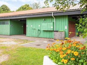 House | Property grounds - 4 Person Holiday Park Home in Grindsted (Grindsted)