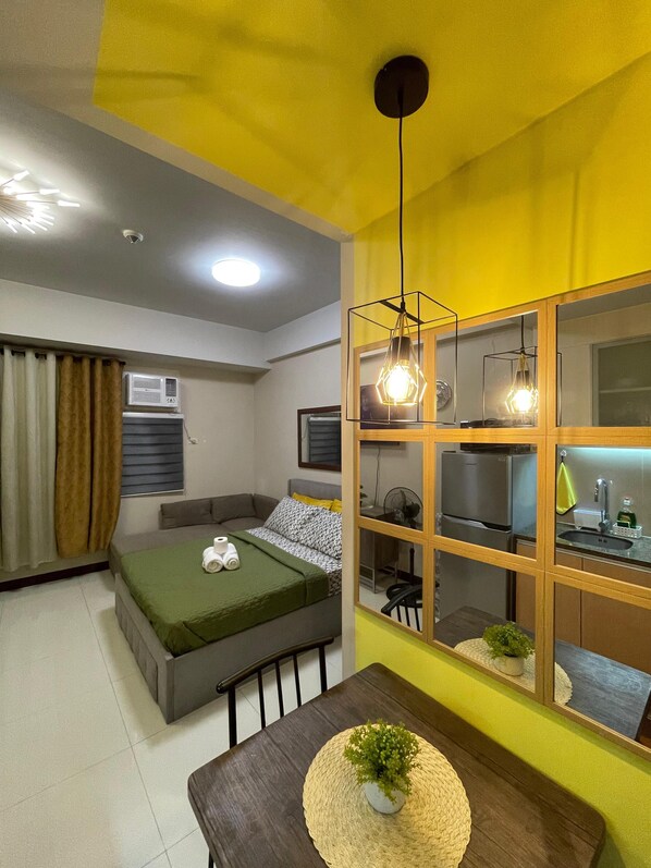 1 bedroom, iron/ironing board, WiFi, bed sheets