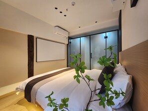 Comfort Double Room, City View