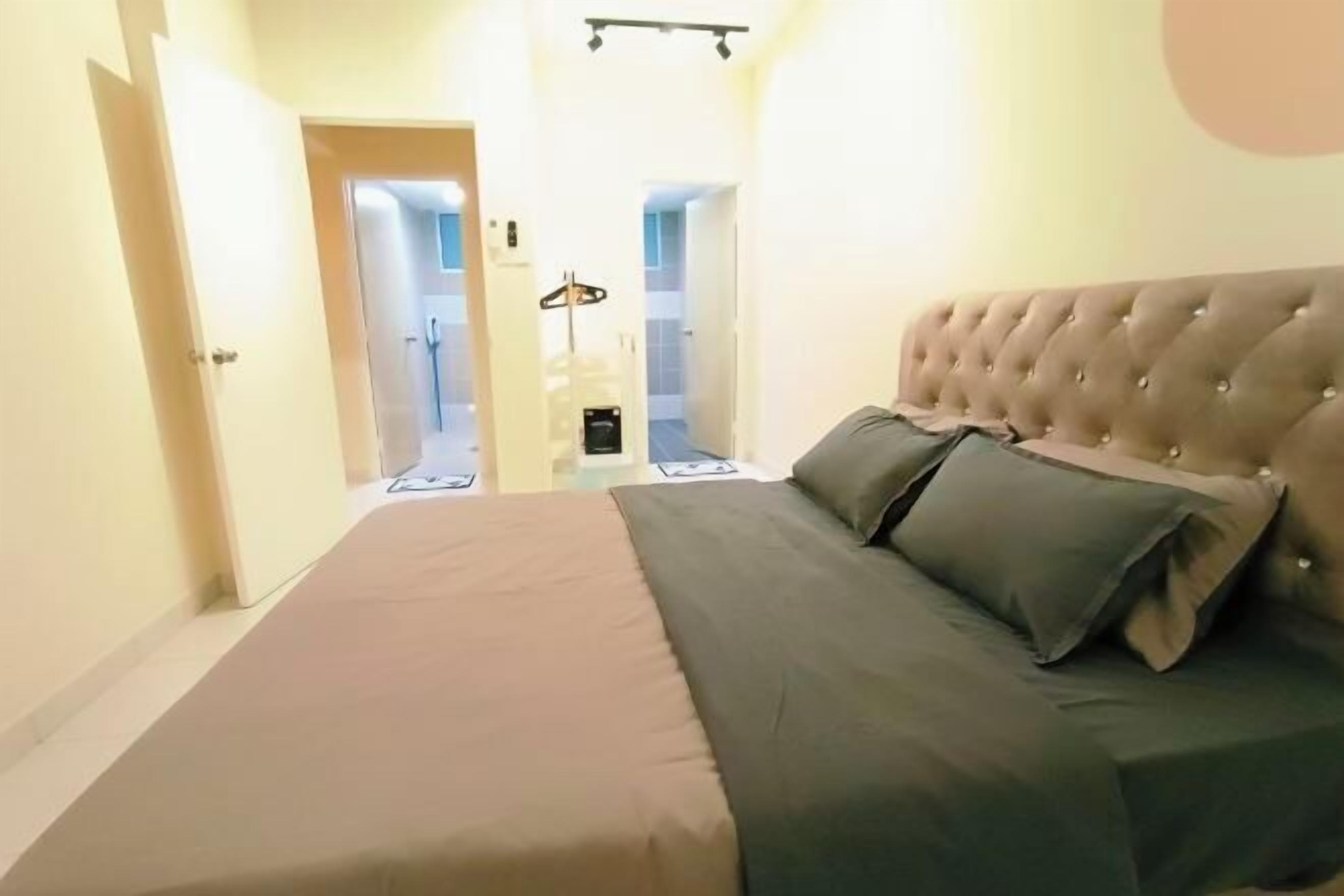 Bàn ủi/dụng cụ ủi quần áo, truy cập Internet không dây miễn phí 