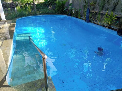 Mermaid Suite 2 with AC B&B - Bali Jungle Retreat with Fine Dining & Eco Pool