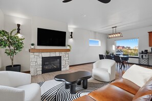 Smart TV, fireplace, stereo, computer monitors