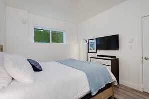 2 slaapkamers, een strijkplank/strijkijzer, wifi, beddengoed