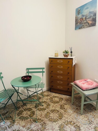 Guesthouse in the heart of Minturno.  Located in the historic center of the village.