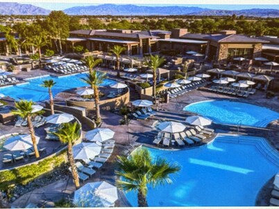 1 bed-room villa 820sqft with living room, full kitchen at Palm Desert, CA.