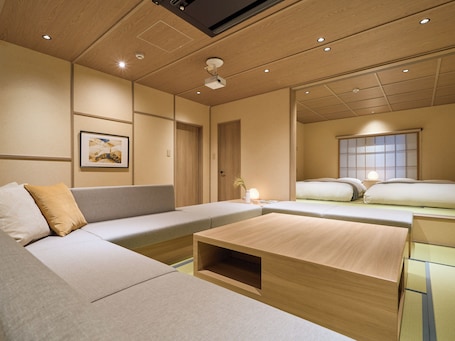 Villa | Iron/ironing board, free WiFi