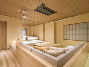 Villa | Iron/ironing board, free WiFi