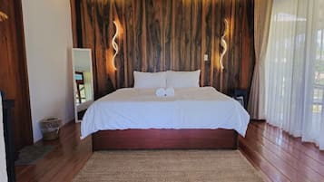 Villa de lujo, vista al mar | Espacio para trabajar con laptop y wifi gratis