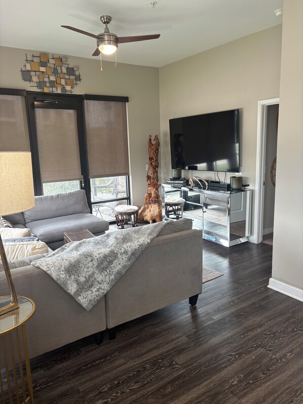 Älytelevisio, videopelejä, stereot