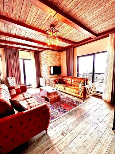 Yesilsu Tas Konağı