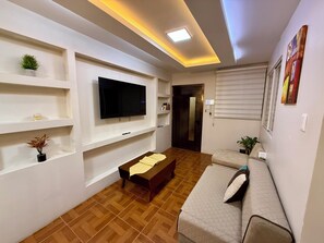 Smart TV, books - Apartment in Loja (Loja)