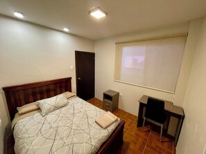 2 bedrooms, WiFi, bed sheets