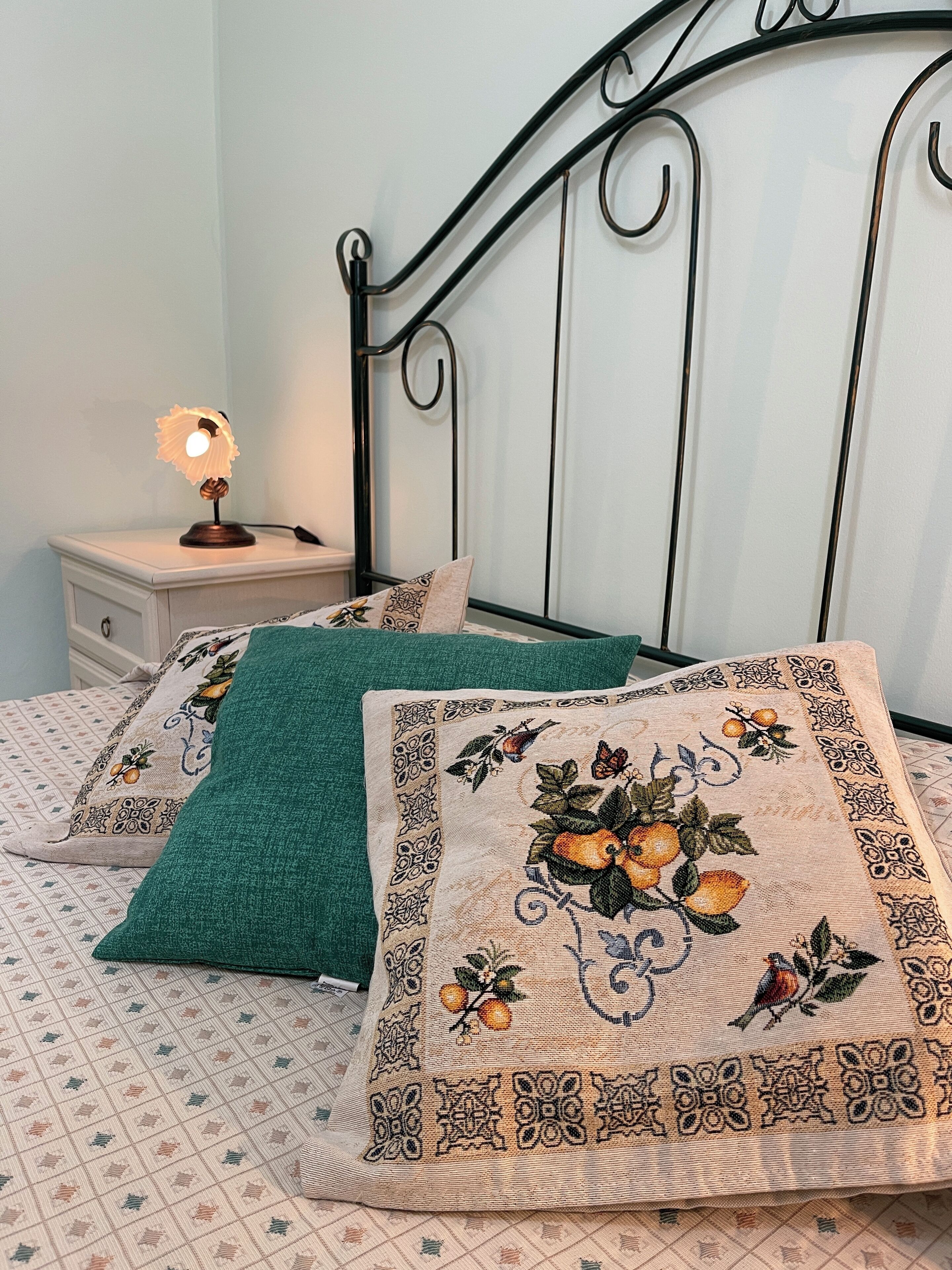 1 camera, Wi-Fi, lenzuola