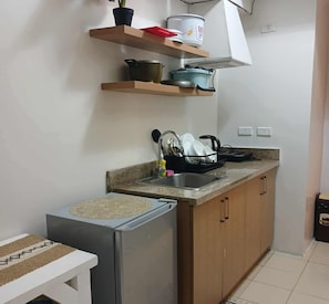 Standard Condo, 2 Bedrooms, Pets allowed, City View | Private kitchenette