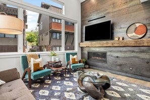Smart TV, fireplace, video games