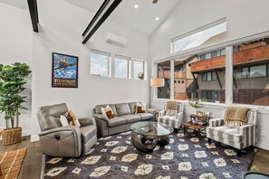 Smart TV, fireplace, video games