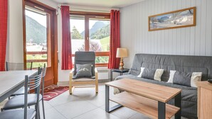 TV - Central Morzine apartment, 6 pers, south balcony (Morzine)