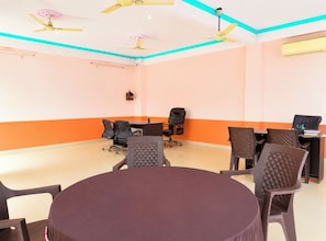 Restaurant - Hotel Varanasi Paradise (Varanasi)