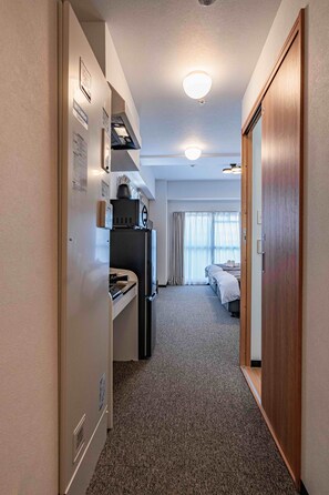 Comfort Twin Room, Balcony, City View | Free WiFi