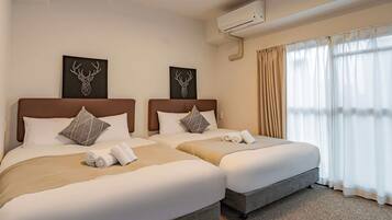 Comfort Twin Room, Balcony, City View | Free WiFi