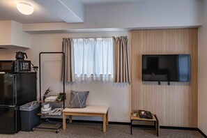 Comfort Twin Room, Balcony, City View | Free WiFi