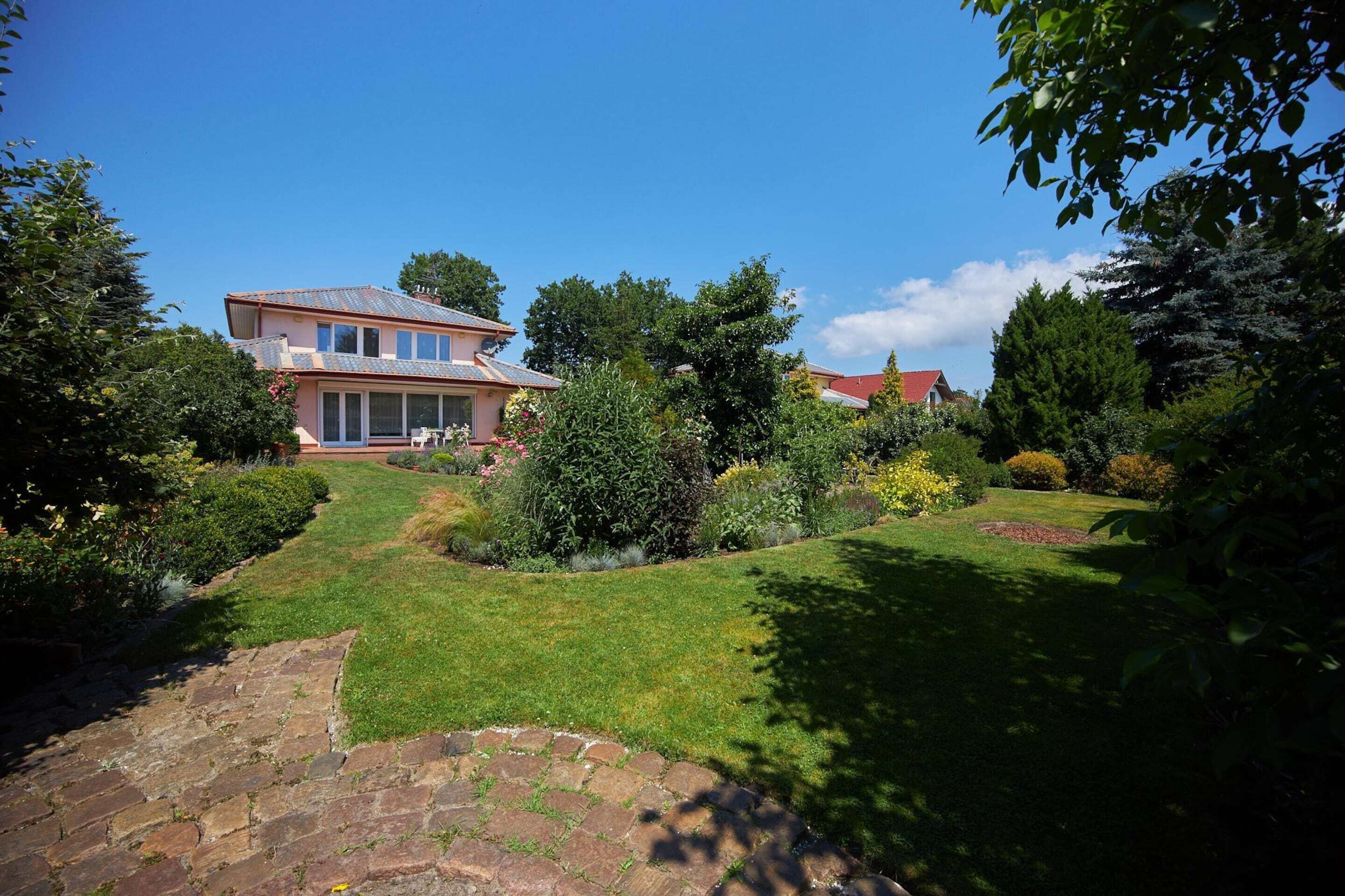 House | Property grounds