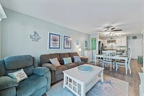 Smart TV, video games - Gulf Shores Plantation 2123 Fun & Games (Gulf Shores)