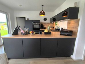 Microwave, oven, stovetop, dishwasher