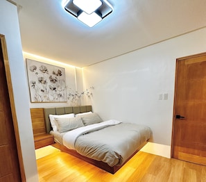 Appart'hôtel Signature, 2 chambres, vue ville | Décoration personnalisée, ameublement personnalisé, bureau